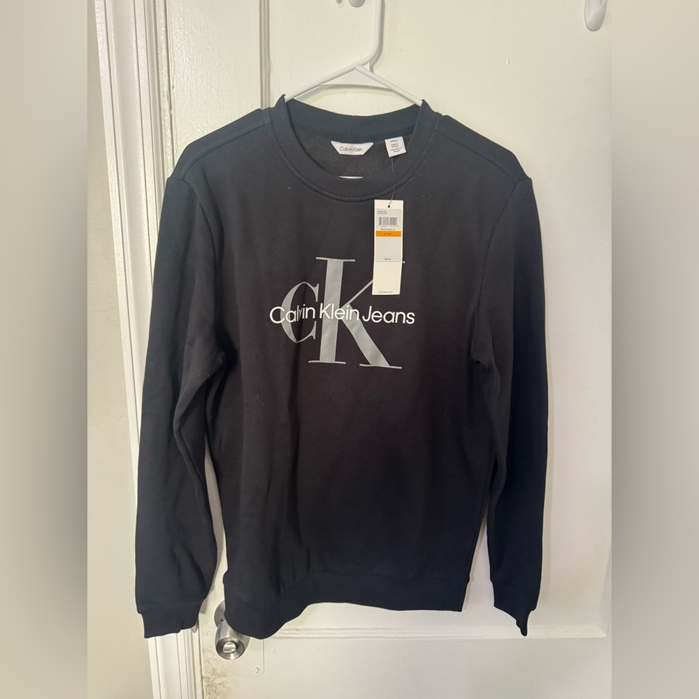 New Calvin Klein Sweatshirt